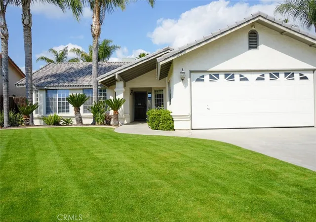 3rd image of 10910 Mohican, Bakersfield, CA 93312 | MLS# DW26058081