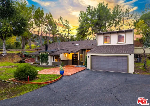 Homes for sale in Calabasas, CA | 2171 Mckain St, Calabasas, CA 91302 | MLS# 26662939