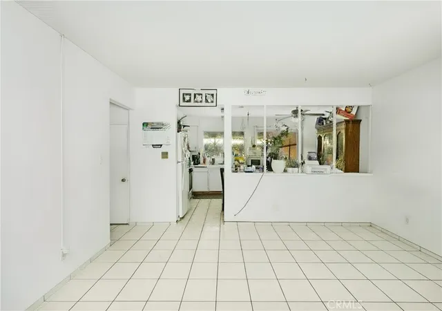 4th image of 2171 Pomona, Costa Mesa, CA 92627 | MLS# PW26056936