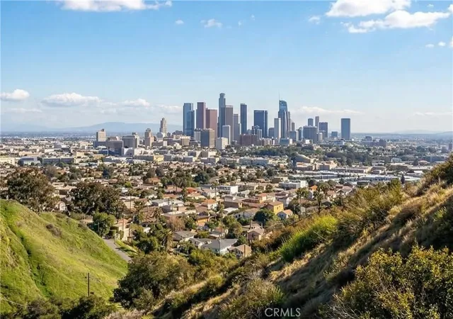 2nd image of 2807 N Thomas, Los Angeles, CA 90031 | MLS# OC26058088