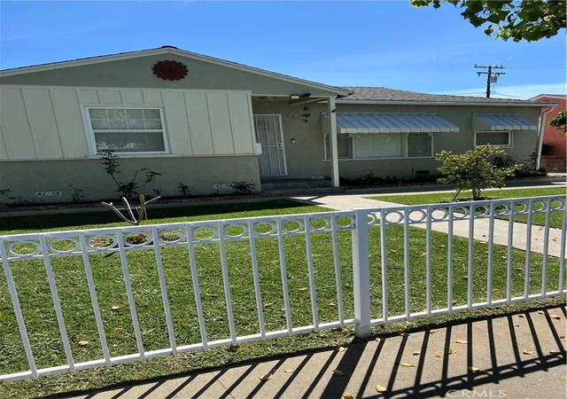 Homes for sale in Downey, CA | 11508 Old River School Rd, Downey, CA 90241 | MLS# RS26057416