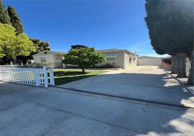 Homes for sale in Downey, CA | 11508 Old River School Rd, Downey, CA 90241 | MLS# RS26057416