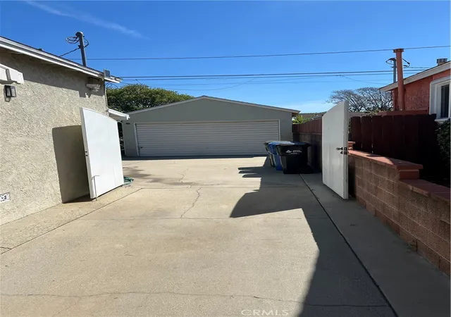 Homes for sale in Downey, CA | 11508 Old River School Rd, Downey, CA 90241 | MLS# RS26057416