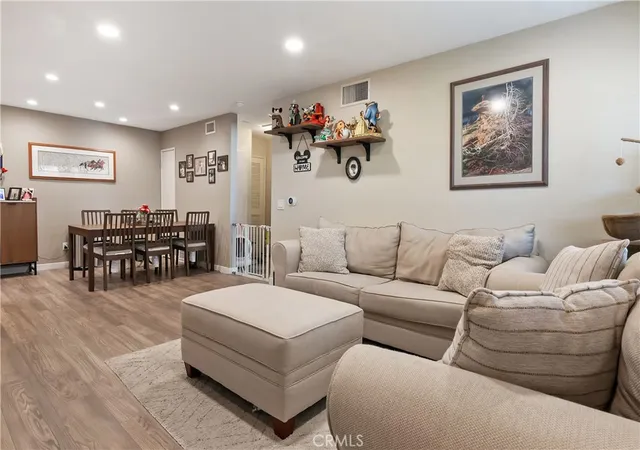 Homes for sale in Simi Valley, CA | 1195 Fitzgerald, Simi Valley, CA 93065