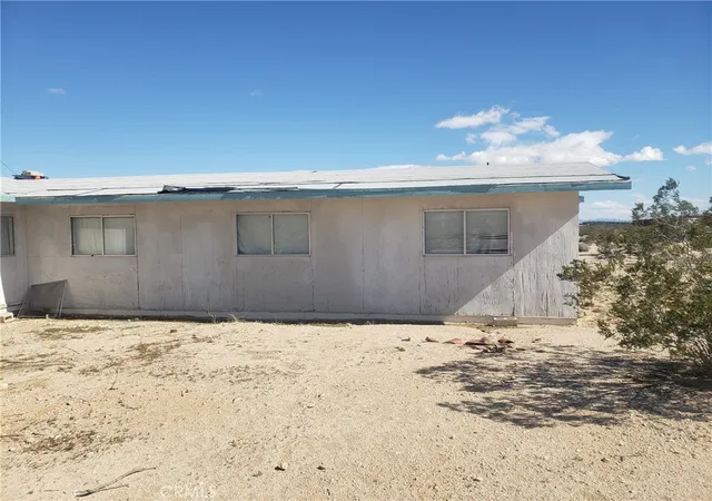 Photo 4 of Single family home for sale at 69626 Pluto, 29 Palms, CA 92277 | MLS# DW26044575 | Listing updated on 2026-09-30