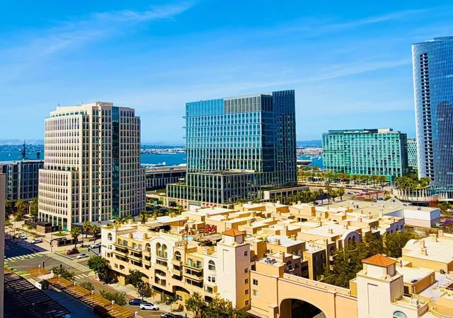 4th image of 700 W Harbor Dr #1606, San Diego, CA 92101 | MLS# PTP2602031