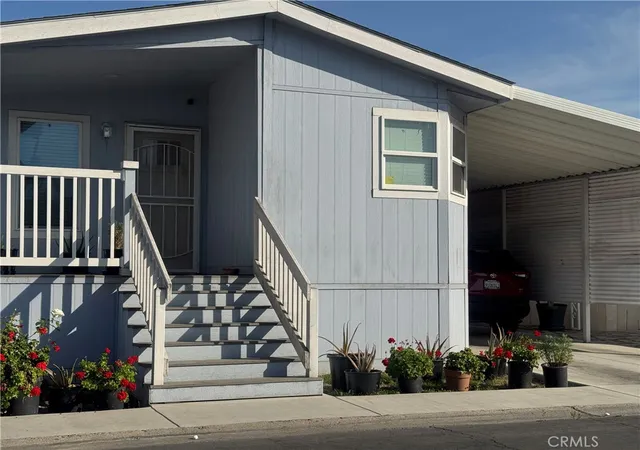 Homes for sale in Whittier, CA | 10550 Dunlap Crossing, Whittier, CA 90606 | MLS# DW26058361