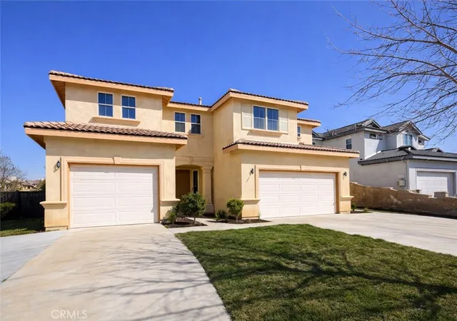3rd image of 43704 47Th W, Lancaster, CA 93536 | MLS# BB26058288