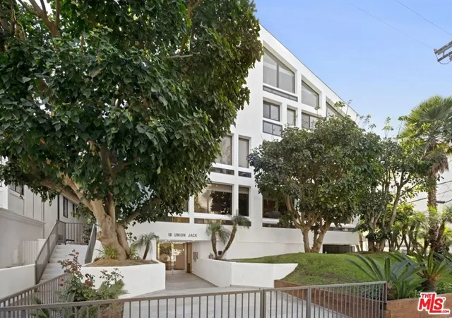 Photo 20 of Condo for sale at 18 Union Jack St #301, Marina Del Rey, CA 90292 | MLS# 26664989 | Listing updated on 2026-09-30