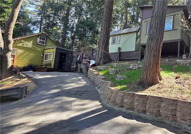 Homes for sale in Crestline, CA | 23553 Lake Dr, Crestline, CA 92325 | MLS# CV26057761