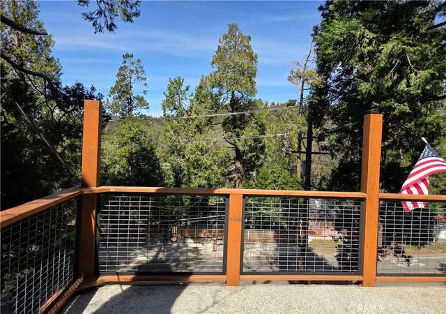 Homes for sale in Crestline, CA | 23553 Lake Dr, Crestline, CA 92325 | MLS# CV26057761