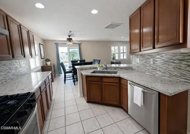 Homes for sale in Castaic, CA | 28318 Millbrook Pl, Castaic, CA 91384 | MLS# 226001244