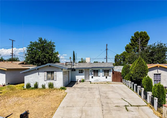 Homes for sale in Victorville, CA | 14378 Mojave, Victorville, CA 92395 | MLS# TR26058650