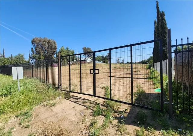 Homes for sale in Perris, CA | 0 W Rider St, Perris, CA 92570 | MLS# IV26058721