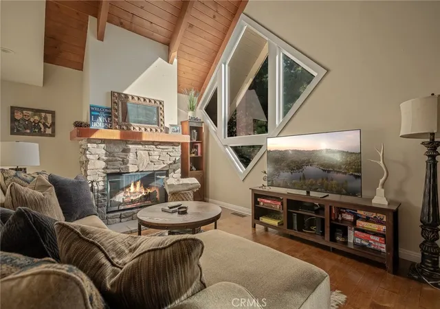 Photo 1 of Single family home for sale at 831 Nadelhorn, Lake Arrowhead, CA 92352 | MLS# IG26058825 | Listing updated on 2026-10-05