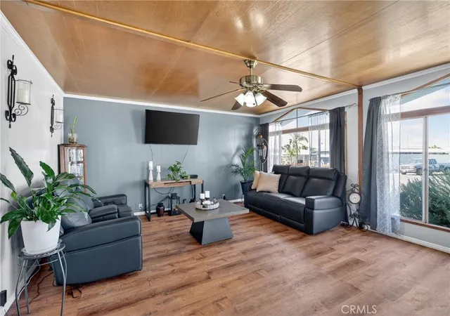 Photo 4 of Manufactured home for sale at 780 Santa Clara Cir, Hemet, CA 92543 | MLS# IG26059051 | Listing updated on 2026-09-30