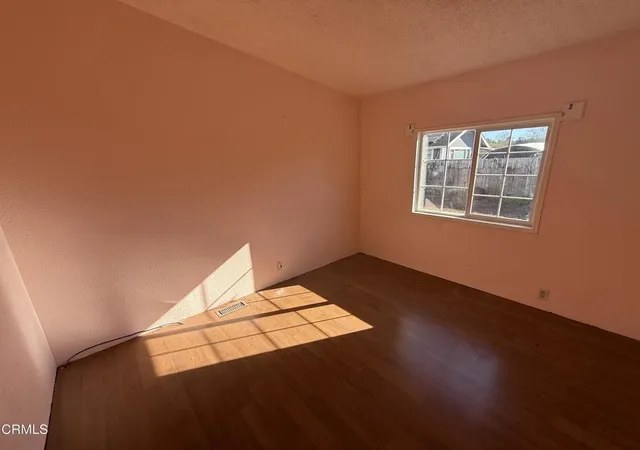 Photo 4 of Sale Pending at 1361 E Oak St, Fort Bragg, CA 95437 | MLS# C1-11297 | Listing updated on 2026-09-30