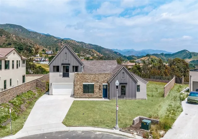 3rd image of 18510 Silverado, Silverado, CA 92676 | MLS# OC26059025