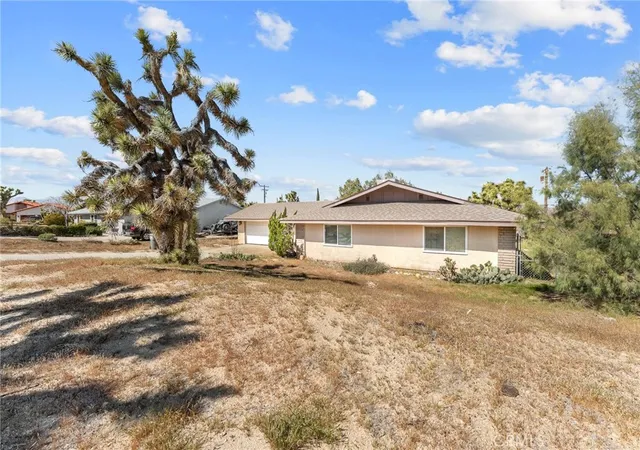 4th image of 56620 Hidden Gold Dr, Yucca Valley, CA 92284 | MLS# PW26059247