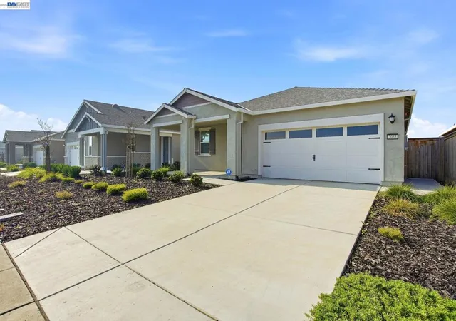 Photo 1 of Single family home for sale at 2055 Stars Dr, Rio Vista, CA 94571 | MLS# 41127686 | Listing updated on 2026-06-12