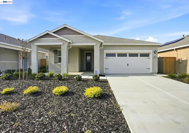 Photo 2 of Single family home for sale at 2055 Stars Dr, Rio Vista, CA 94571 | MLS# 41127686 | Listing updated on 2026-06-12