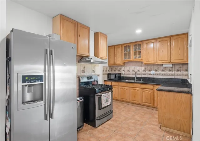 Photo 4 of Single family home for sale at 11704 Thermal Dr, La Mirada, CA 90638 | MLS# PW26059322 | Listing updated on 2026-06-28