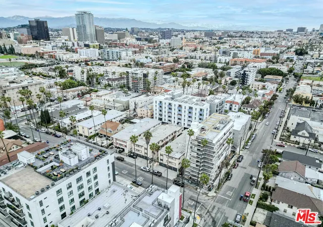 2nd image of 926 Fedora St, Los Angeles, CA 90006 | MLS# 26666307