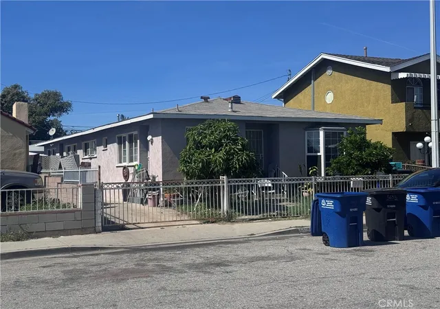 2nd image of 565 Margaret Ave, Los Angeles, CA 90022 | MLS# AR26058814