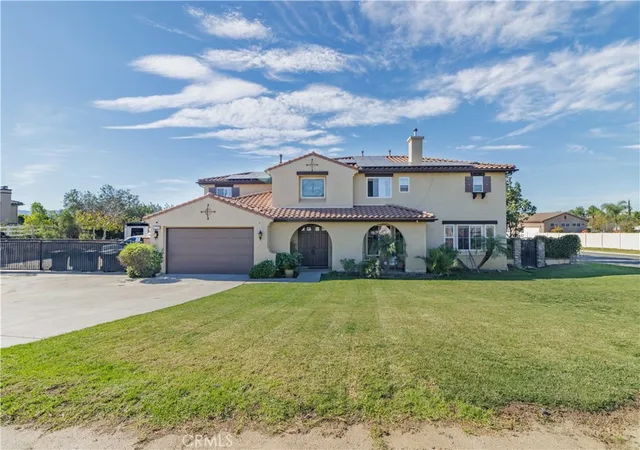 Photo 1 of Single family home for sale at 17797 Canyonwood Dr, Riverside, CA 92504 | MLS# IG26056689 | Listing updated on 2026-09-18