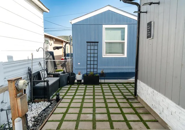 2nd image of 3221 Bancroft Dr #24, Spring Valley, CA 91977 | MLS# PTP2602082
