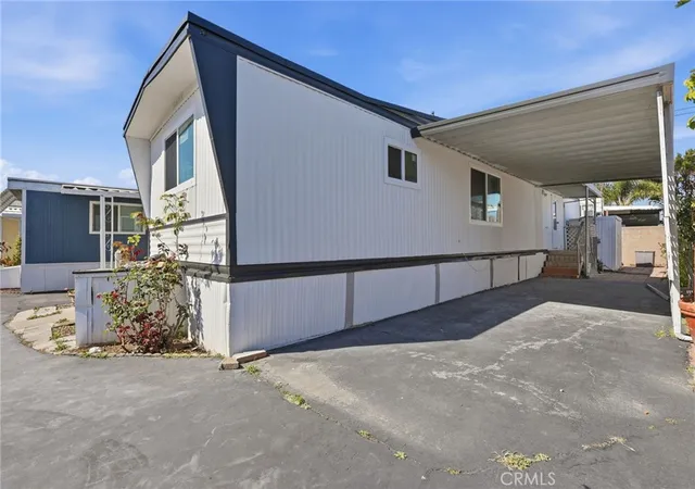 4th image of 1660 Whittier Ave Spc 29 #29, Costa Mesa, CA 92627 | MLS# PW26059854