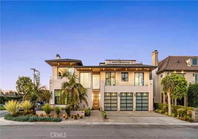 1st image of 660 Kings Rd, Newport Beach, CA 92663 | MLS# LG26057879