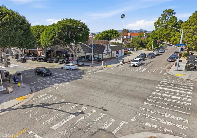Homes for sale in Santa Monica, CA | 943 14th St #101, Santa Monica, CA 90403 | MLS# SB26059539