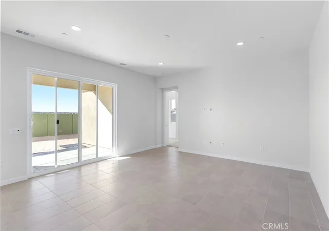 5th image of 6318 Rainy Pass, Hesperia, CA 92345 | MLS# IG26058910
