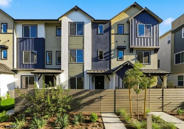 Homes for sale in Valencia, CA | 27317 Bear Creek Ln, Valencia, CA 91381 | MLS# IV26059963