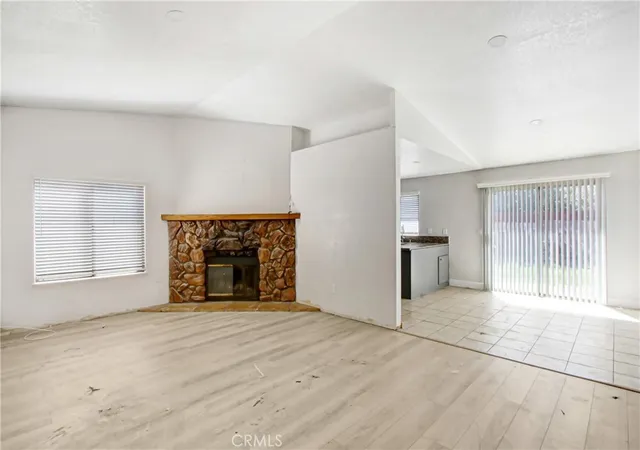 2nd image of 1142 W King, Banning, CA 92220 | MLS# PW26057550