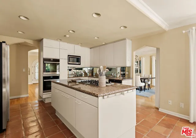 Homes for sale in Beverly Hills, CA | 215 S Mccarty Dr, Beverly Hills, CA 90212 | MLS# 26666289