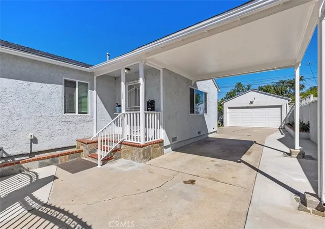 Photo 4 of Single family home for sale at 1655 West 110th, Los Angeles, CA 90047 | MLS# OC26059552 | Listing updated on 2026-04-29
