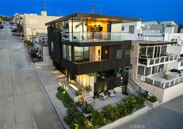 Homes for sale in Manhattan Beach, CA | 4320 The Strand, Manhattan Beach, CA 90266 | MLS# SB26060135
