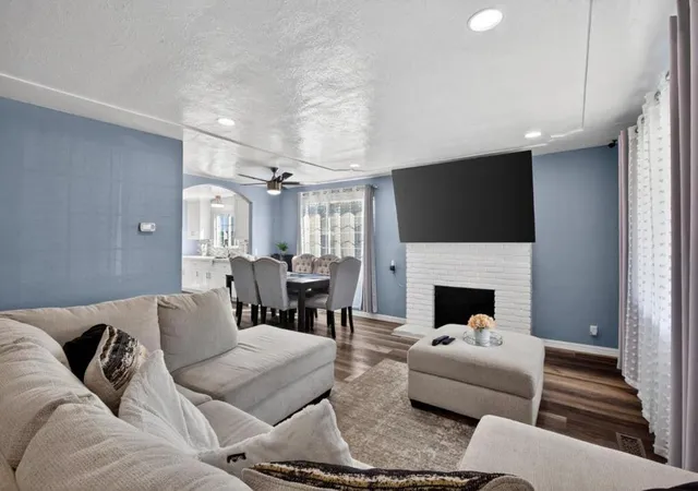 Photo 3 of Single family home for sale at 24 Amesti Rd, Watsonville, CA 95076 | MLS# ML82035137 | Listing updated on 2026-10-02