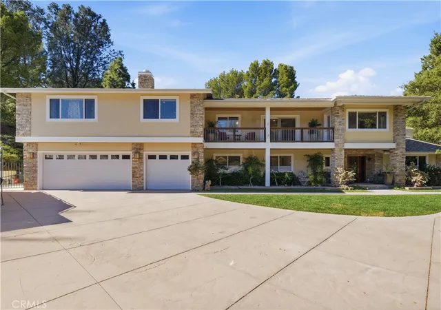 Homes for sale in Canyon Country, CA | 27323 Eaglehelm Dr, Canyon Country, CA 91387 | MLS# SR26033793