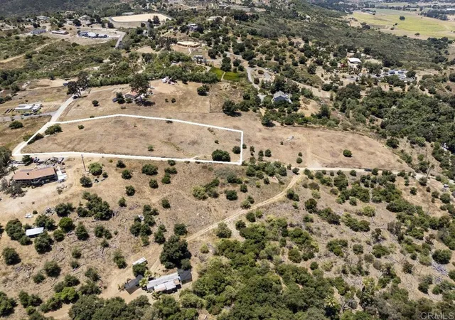3rd image of 15642 Mathew Rd, Valley Center, CA 92082 | MLS# NDP2602608