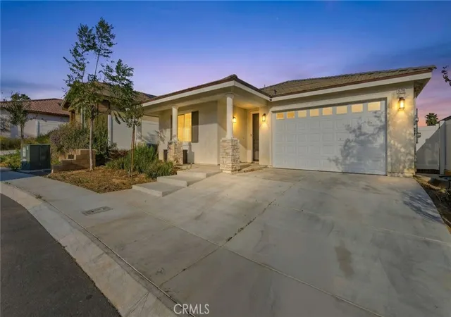 Single family home for sale at 10710 Brookfield Dr, Riverside, CA 92505 | MLS# CV26060114