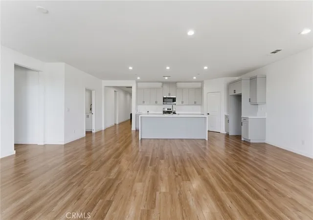 Photo 4 of Single family home for sale at 10710 Brookfield Dr, Riverside, CA 92505 | MLS# CV26060114 | Listing updated on 2026-10-30