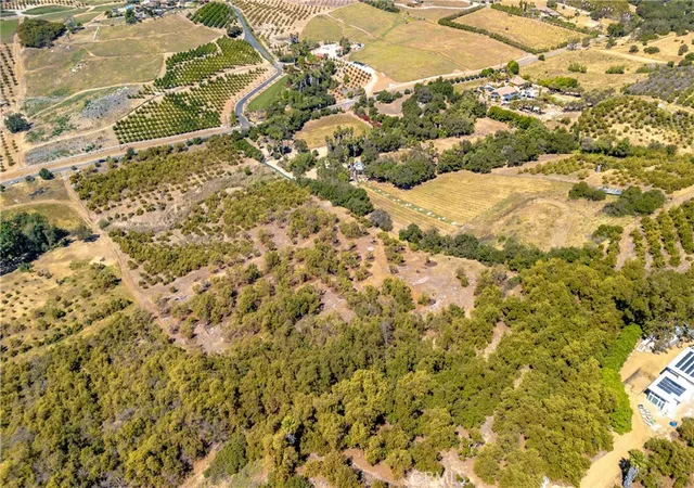 4th image of 14 Carancho Rd, Temecula, CA 92590 | MLS# SW26060211
