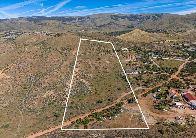 Land for sale at 0 Tuthill, Agua Dulce, CA 91390 | MLS# SR26059062