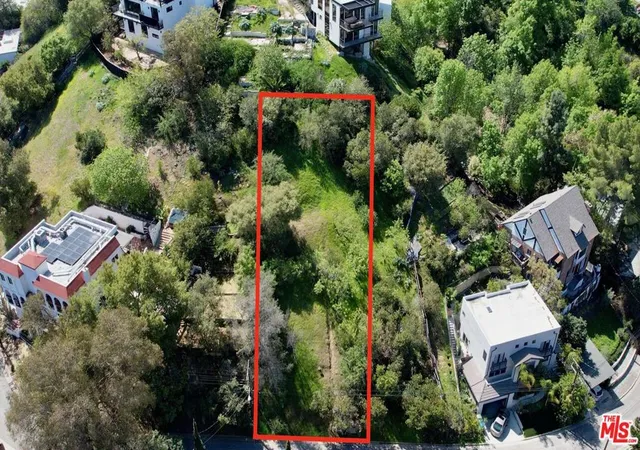 1st image of 1127 Oneonta Dr, Los Angeles, CA 90065 | MLS# 26667225