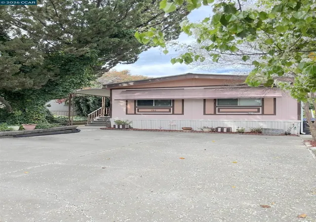 1st image of 198 Kona Cir, Pittsburg, CA 94565 | MLS# 41127862