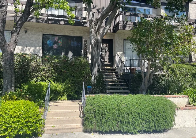 2nd image of 1818 Kelton Ave #101, Los Angeles, CA 90025 | MLS# OC26060574