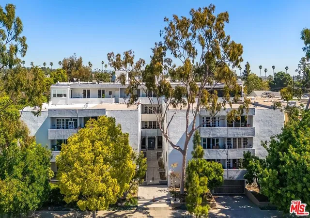 Photo 1 of Condo for sale at 901 10th Street #303, Santa Monica, CA 90403 | MLS# 26666067 | Listing updated on 2026-09-08